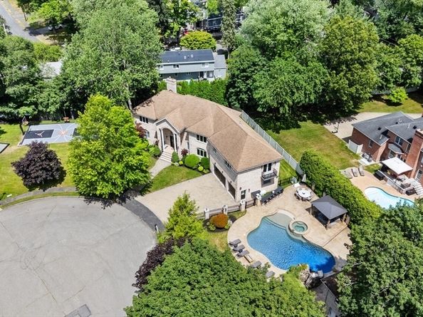 7 Freeman Street, Lynnfield MA 01940