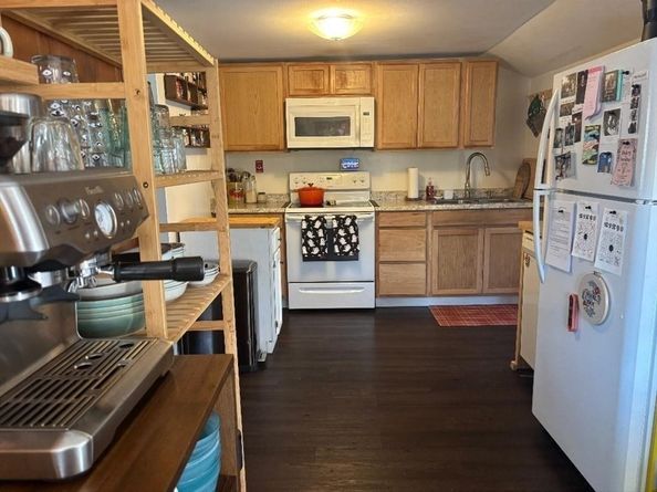 27 Ell Rd, Holbrook MA 02343