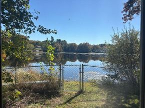 27 Ell Rd, Holbrook MA 02343