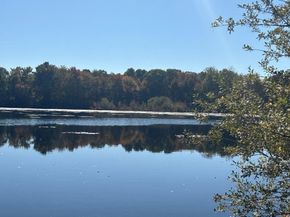 27 Ell Rd, Holbrook MA 02343