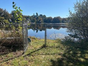 27 Ell Rd, Holbrook MA 02343