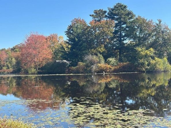 27 Ell Rd, Holbrook MA 02343