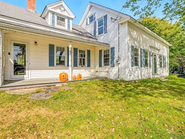 17 Oak Street, Westborough MA 01581