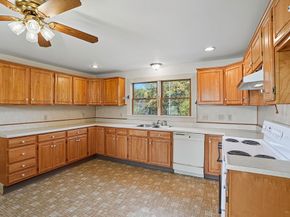 17 Oak Street, Westborough MA 01581