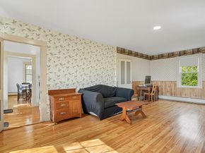 17 Oak Street, Westborough MA 01581