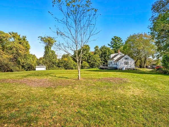 17 Oak Street, Westborough MA 01581