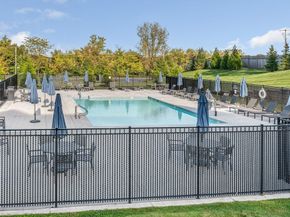 3112 Peters Farm Way 112, Westborough MA 01581