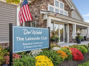 3112 Peters Farm Way 112, Westborough MA 01581