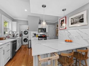 17 Circuit Ave 2, Newton MA 02461
