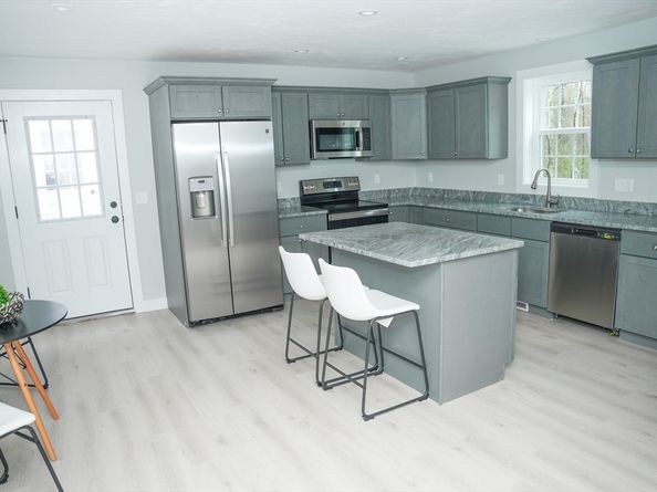 46 Jakes Path 46, Middleboro MA 02346