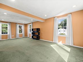 3 Adelman Rd, Wilmington MA 01887
