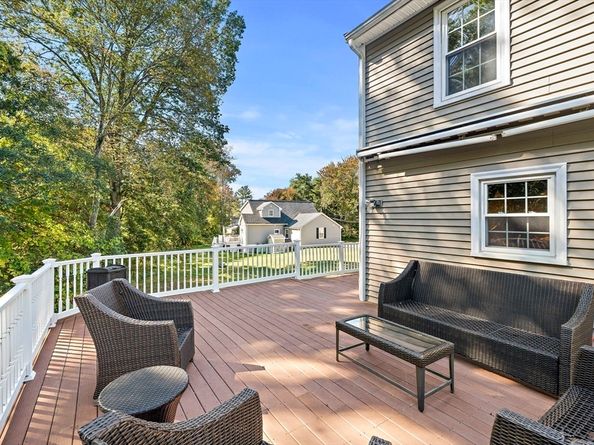 3 Adelman Rd, Wilmington MA 01887