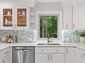 45 Winterberry Way, Bedford MA 01730