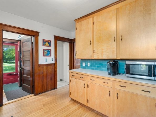365 Weston Road, Wellesley MA 02482