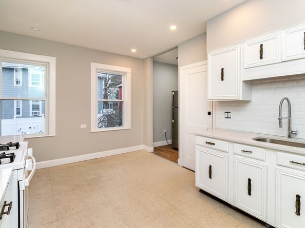 168 Brook Road, Milton MA 02186