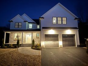 29 Thornton Street, Mendon MA 01756