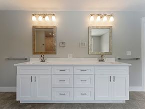 29 Thornton Street, Mendon MA 01756