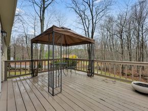 32 Sibley Rd, Sutton MA 01590