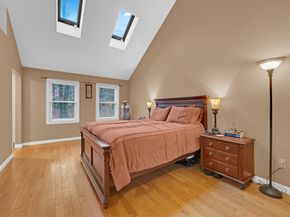 32 Sibley Rd, Sutton MA 01590