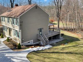 32 Sibley Rd, Sutton MA 01590