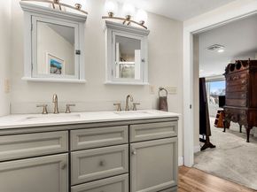 126 Merrimac 9, Newburyport MA 01950