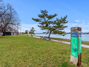 126 Merrimac 9, Newburyport MA 01950