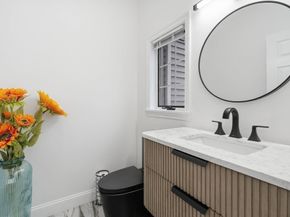30 Anne Rd, North Andover MA 01845