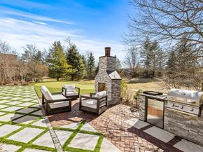 59 Clubhouse Dr 59, Hingham MA 02043