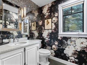 59 Clubhouse Dr 59, Hingham MA 02043