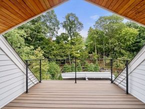 71 Cloverdale Rd, Newton MA 02461