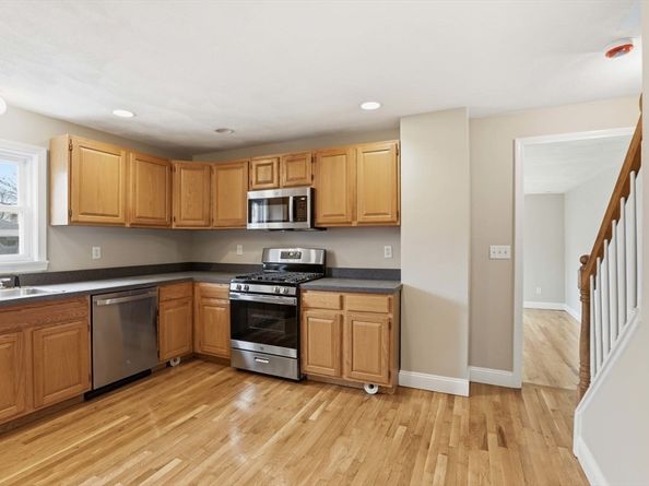 18-20 Buck Street 1, Woburn MA 01801