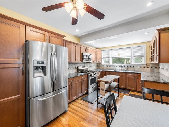 55 Trull St, Somerville MA 02143