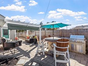 270 Northern Blvd, Newburyport MA 01950