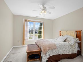 16 Blackstone Ln, Grafton MA 01560