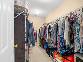 16 Blackstone Ln, Grafton MA 01560