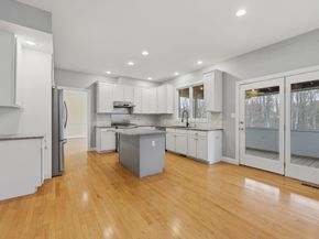 35 Peter Street, Holliston MA 01746