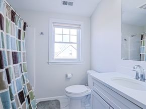 2 Walter G Wiede St 1, Chelmsford MA 01863