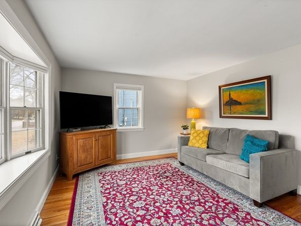 72 Village Street, Marblehead MA 01945