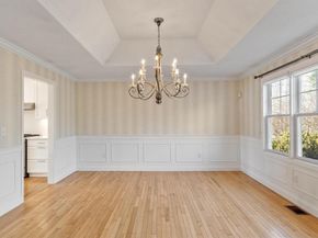1 Victoria Drive 22, Leicester MA 01542