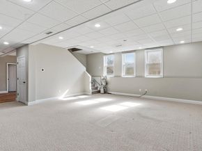 1 Victoria Drive 22, Leicester MA 01542