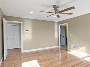 1 Victoria Drive 22, Leicester MA 01542
