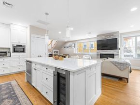 7 Whitman St 1, Somerville MA 02144