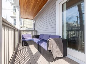 7 Whitman St 1, Somerville MA 02144