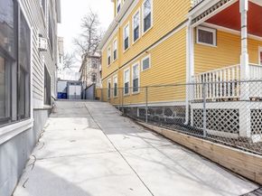 7 Whitman St 1, Somerville MA 02144