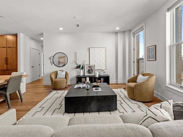 566 Columbus Ave 506, Boston MA 02118