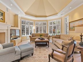 215 Monument Farm Rd, Concord MA 01742