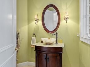 215 Monument Farm Rd, Concord MA 01742