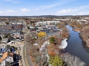 68 Los Angeles PH5, Newton MA 02458