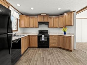 200 North St 23B, Danvers MA 01923
