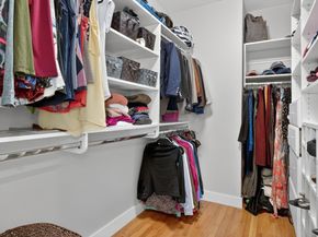 17 Stonebrook Ct, Southborough MA 01772